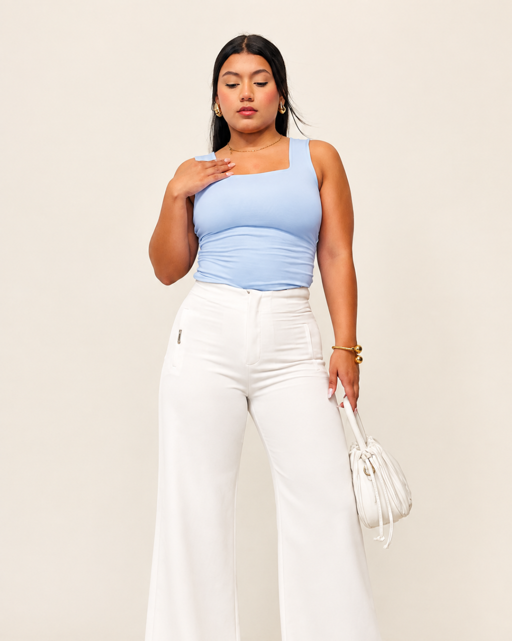 Blusa Básica Cora Celeste