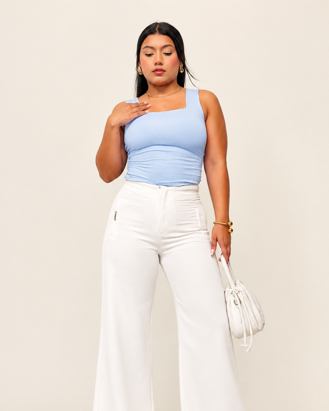 Blusa Básica Cora Celeste