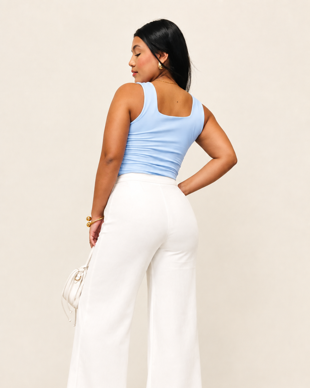 Blusa Básica Cora Celeste