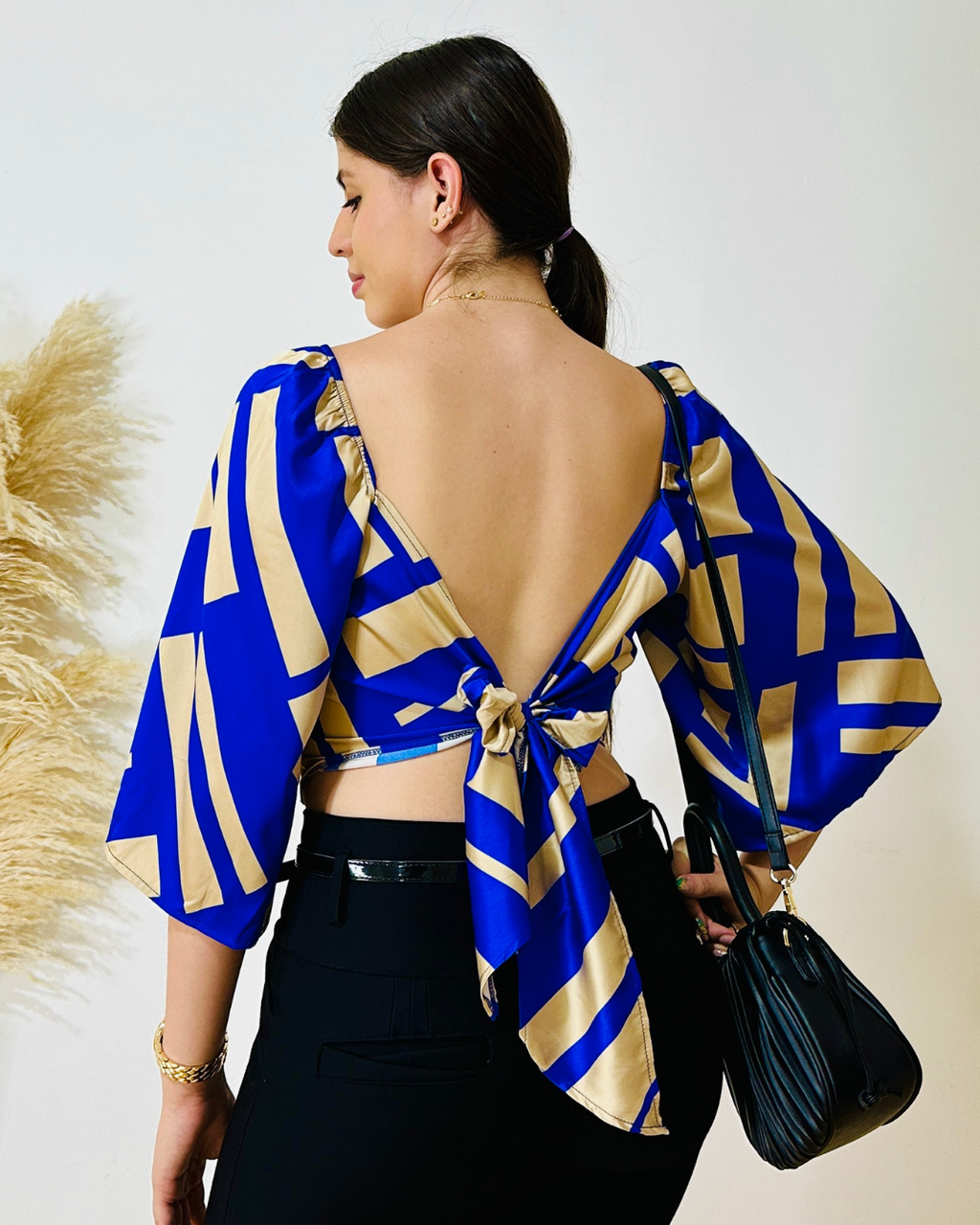 Blusa Mariposa Azul Rey