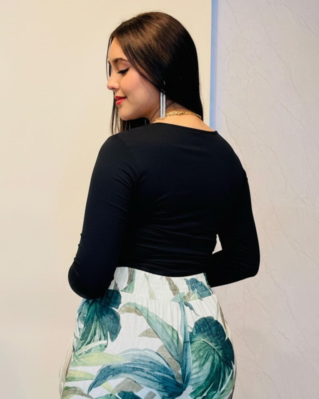 Body Nadia Negro