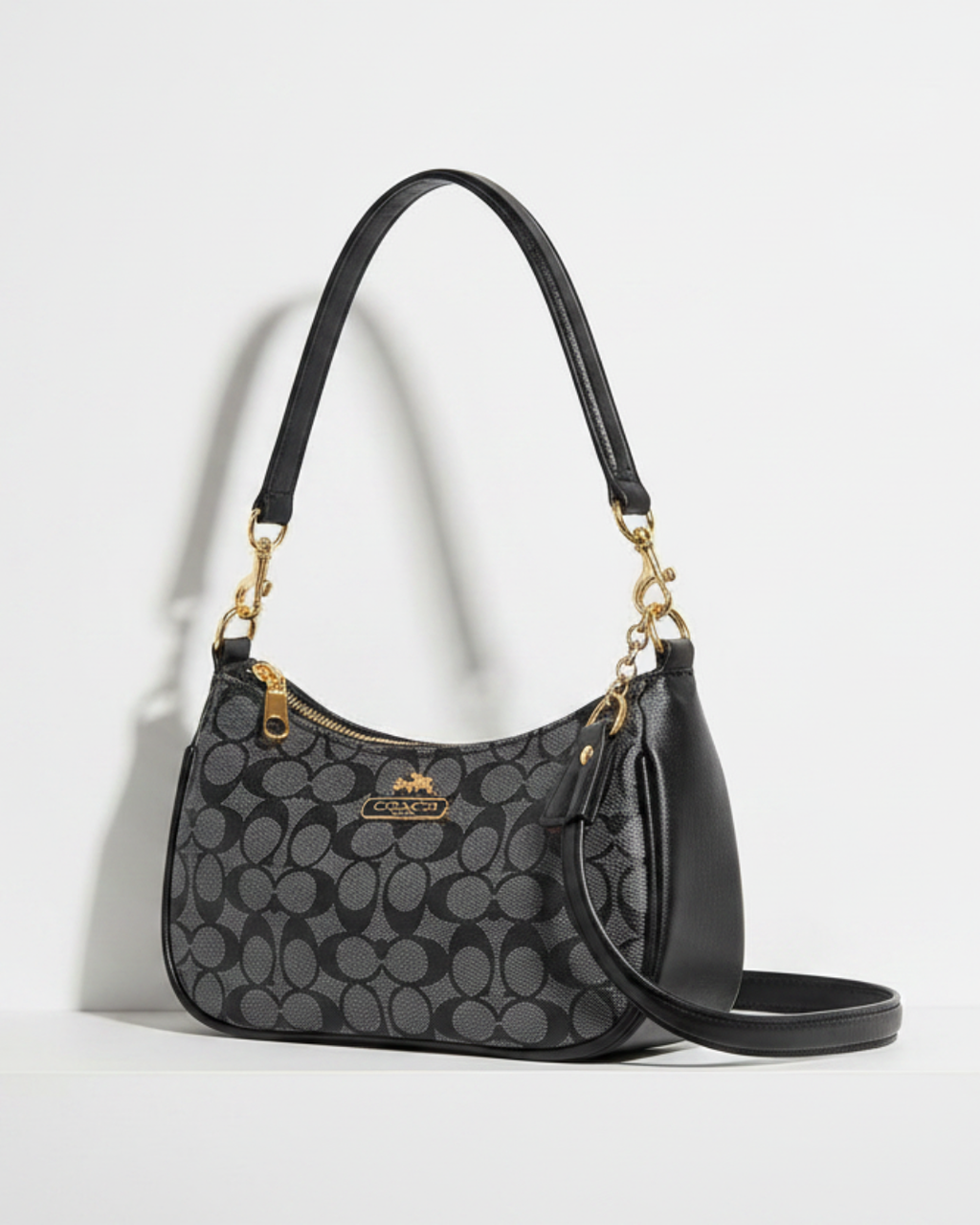 Bolso Shoulder Bag Monograma negro – Cuero Sintético