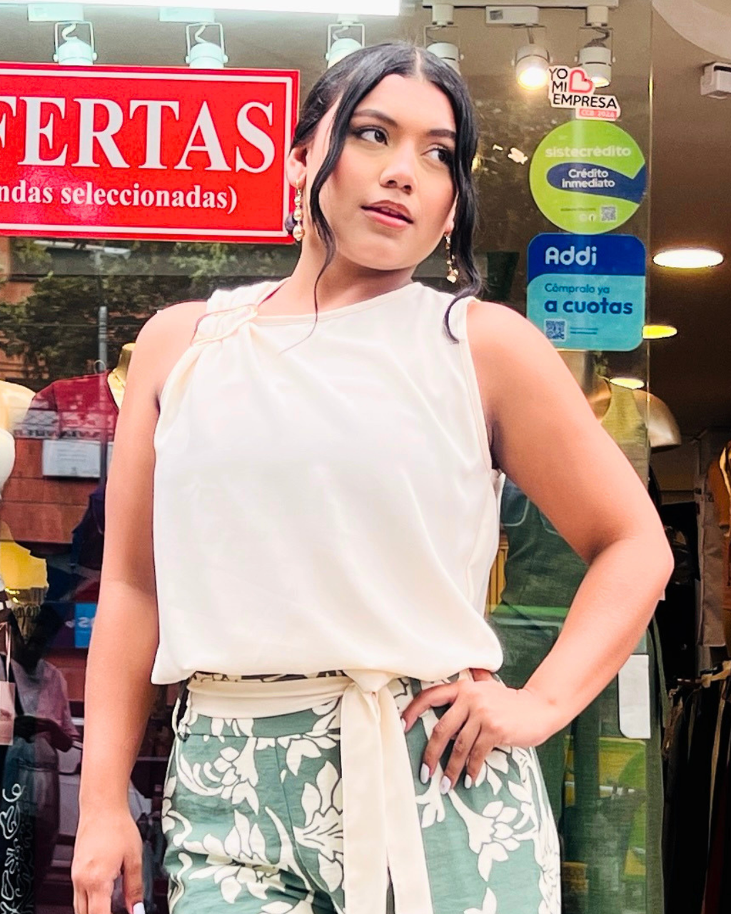 Blusa Regina Beige