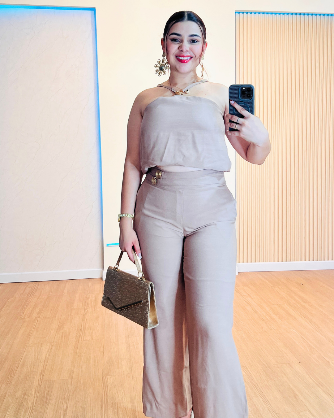 Conjunto Delia Camel