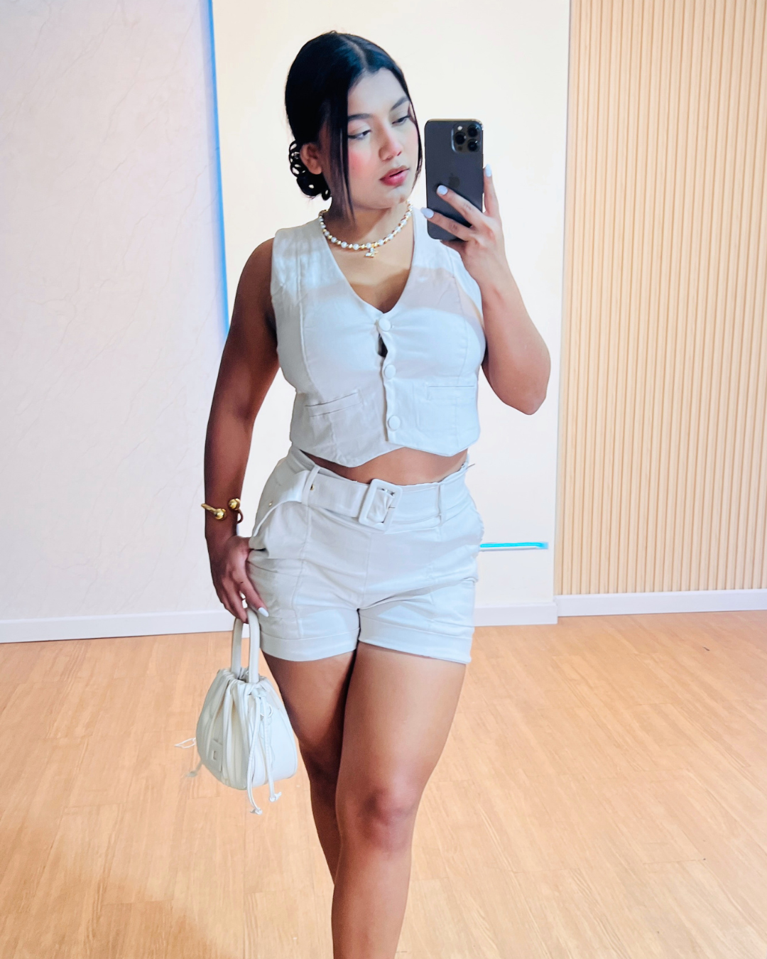 Short Pamela Beige