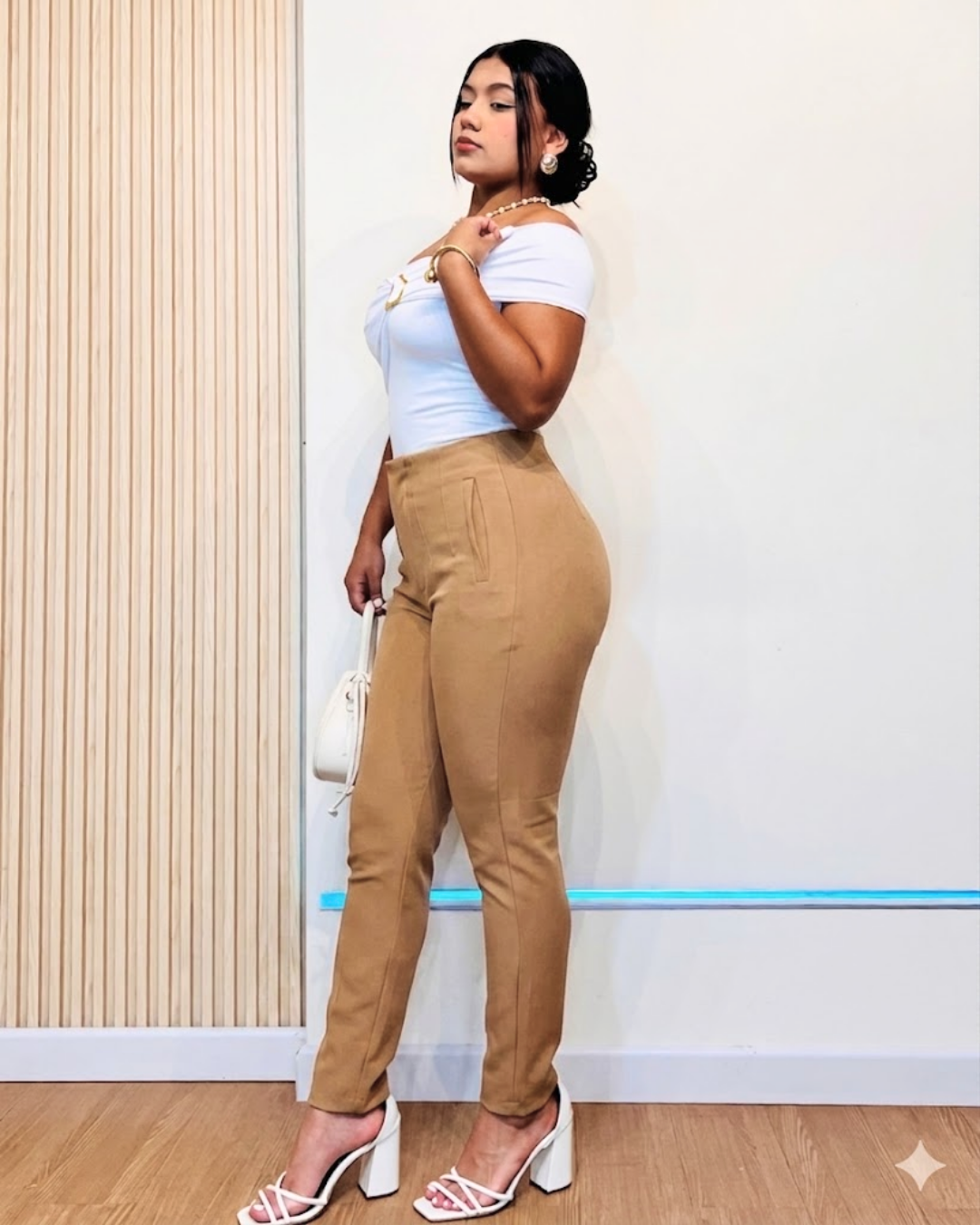 Pantalón Elena Camel