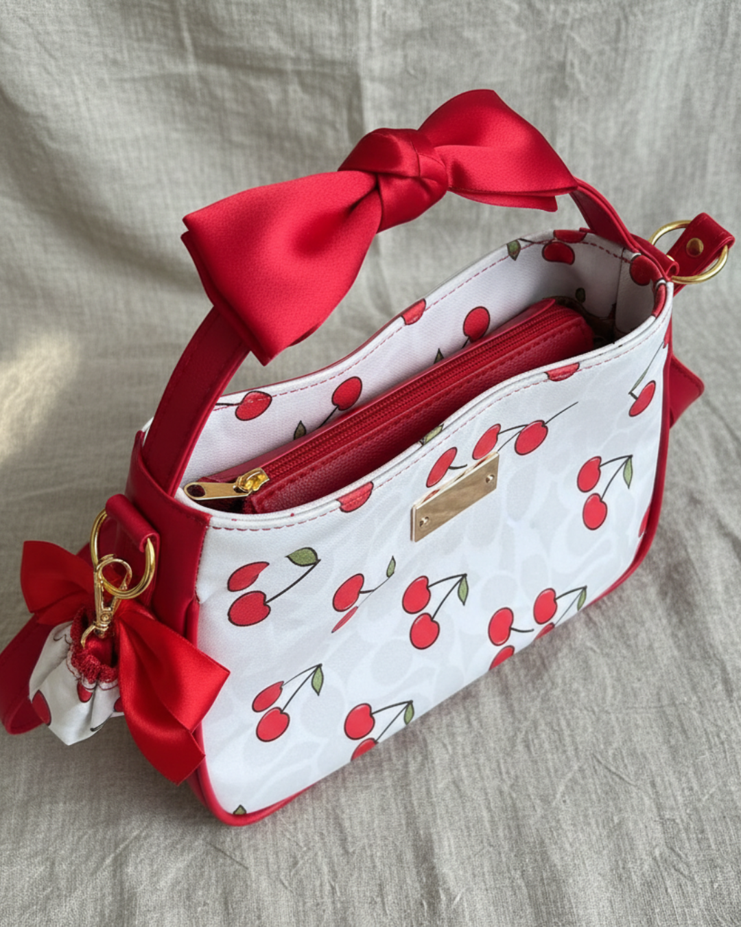 Bolso Estampado Cerezas – Cuero Sintético